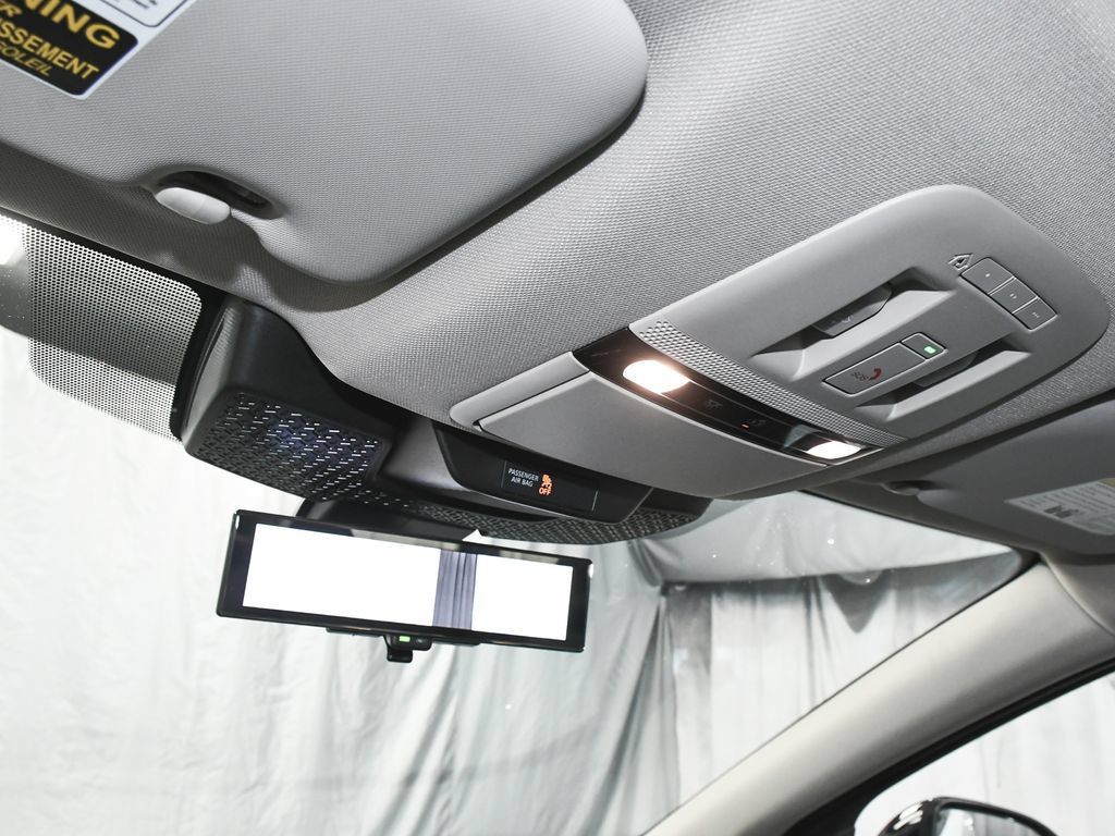 Used 2024 Nissan Ariya AWD image 33