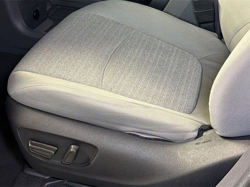 Used 2024 Toyota Sienna LE image 25