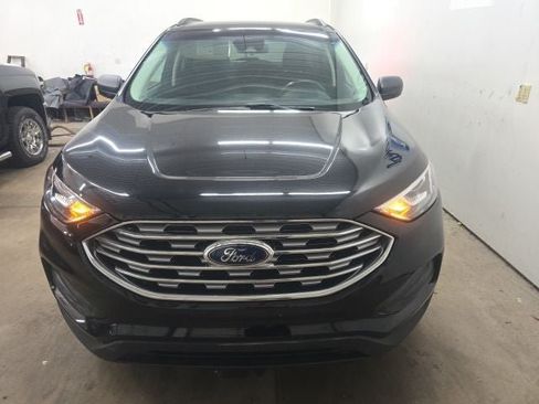 Used 2020 Ford Edge SE FWD image 20