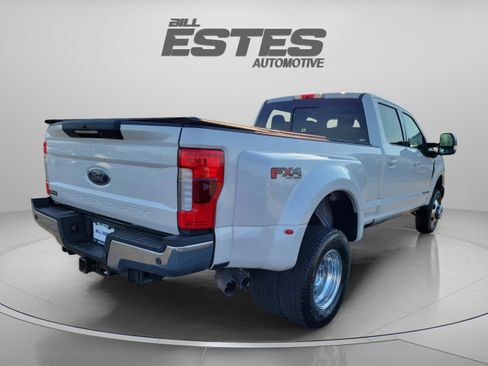 Used 2018 Ford F350 Lariat w/ Lariat Ultimate Package image 4