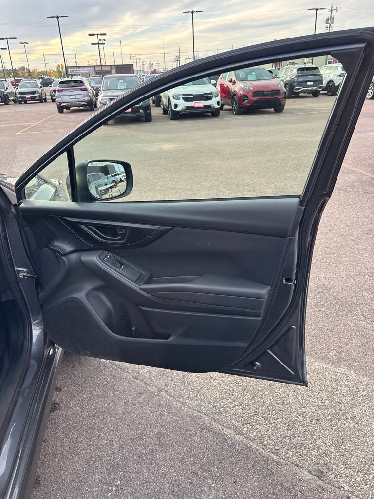 Used 2021 Subaru Crosstrek 2.0i AWD/4WD image 18