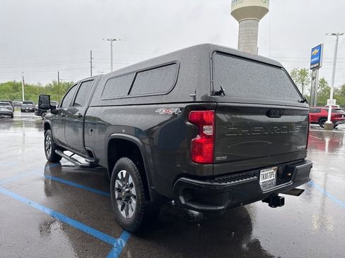 Used 2022 Chevrolet Silverado 2500 Custom w/ Custom Value Package image 13