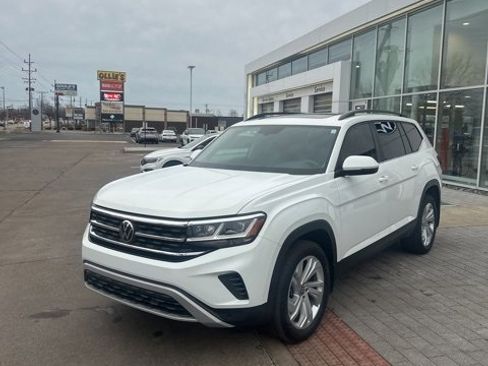 Used 2023 Volkswagen Atlas SE w/ Panoramic Sunroof Package image 25