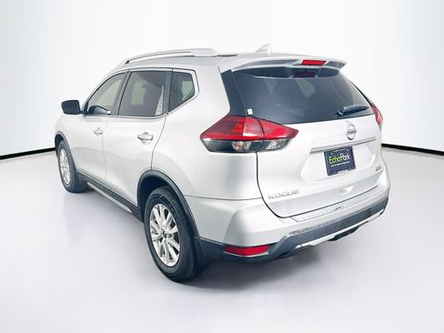 Used 2020 Nissan Rogue S w/ Special Edition Package FWD image 5