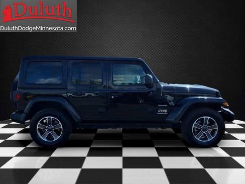 Used 2023 Jeep Wrangler Unlimited Sahara AWD/4WD image 6