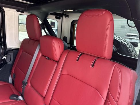 Used 2024 Jeep Wrangler Unlimited Rubicon 392 AWD/4WD image 14