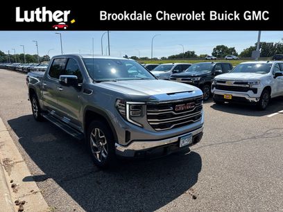 Used 2024 GMC Sierra 1500 SLT w/ SLT Premium Plus Package