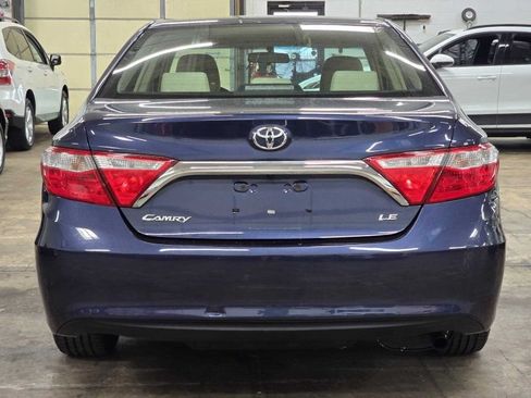 Used 2016 Toyota Camry LE FWD image 18