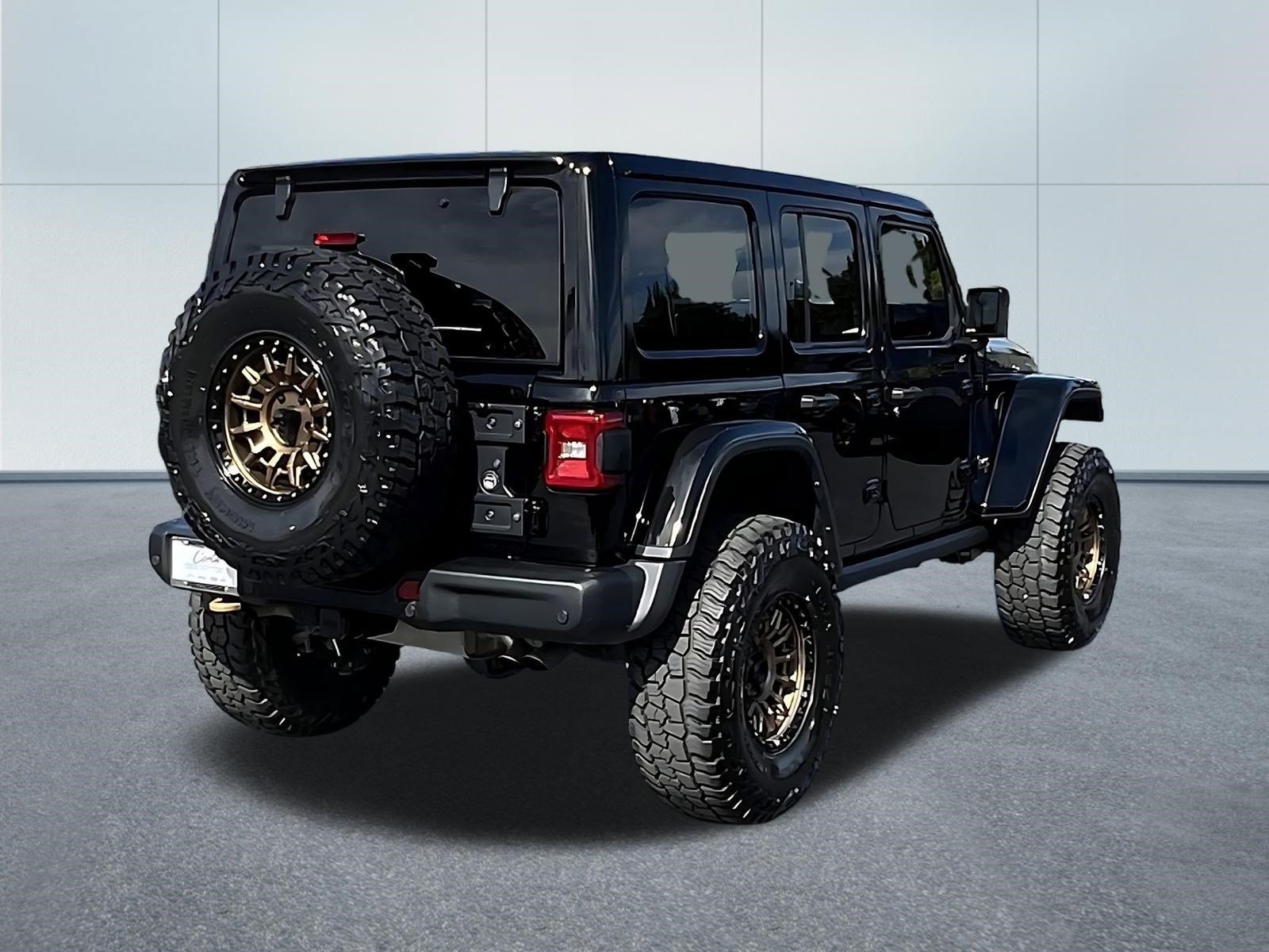 Used 2021 Jeep Wrangler Unlimited Rubicon w/ Trailer Tow Package AWD/4WD image 6