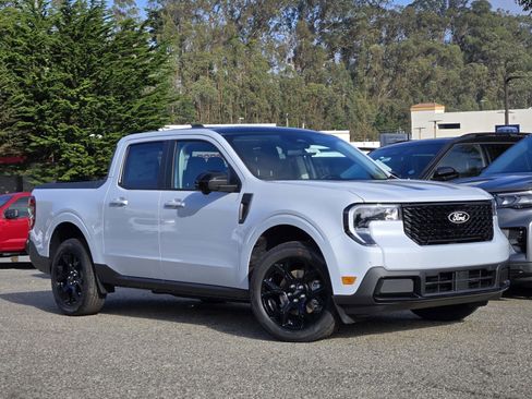 New 2025 Ford Maverick Lariat w/ Black Appearance Package image 2