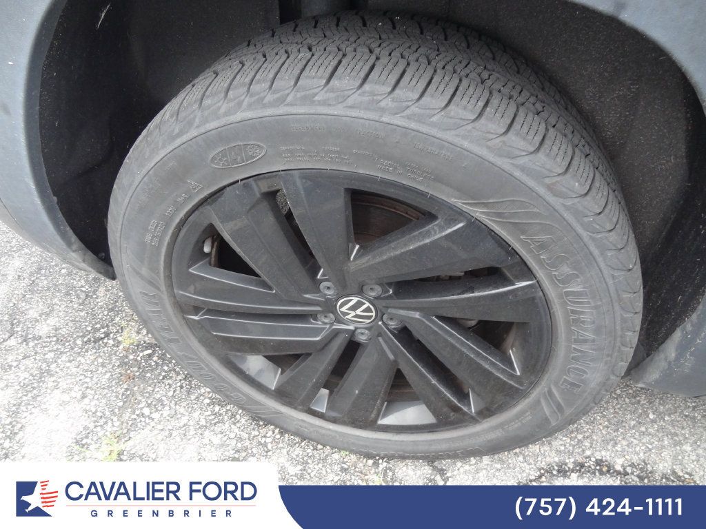 Used 2022 Volkswagen Atlas Cross Sport SE AWD/4WD image 10