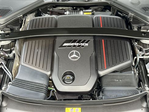 Used 2025 Mercedes-Benz E 53 AMG e 4MATIC Sedan w/ Multicontour Seating Package image 34