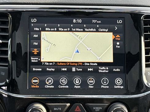 Used 2019 Jeep Grand Cherokee Limited w/ Luxury Group II AWD/4WD image 14