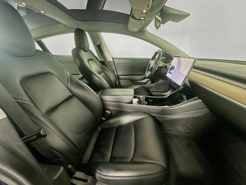 Used 2019 Tesla Model 3 Standard Range Plus RWD image 30