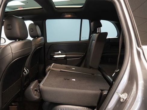 Used 2020 Mercedes-Benz GLB 250 4MATIC image 29