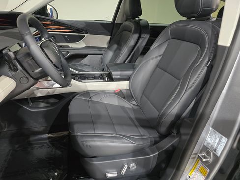 New 2025 Lincoln Nautilus Premier w/ Equipment Group 102A image 16