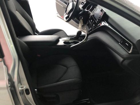 Used 2022 Toyota Camry LE FWD image 26