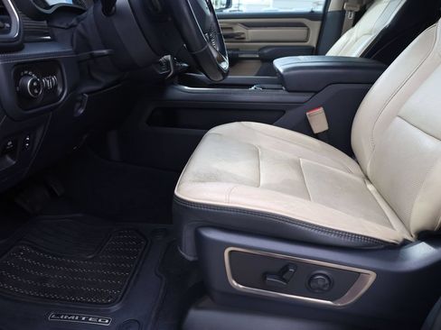 Used 2020 RAM 1500 Limited AWD/4WD image 11