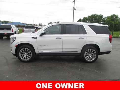 Used 2021 GMC Yukon Denali w/ Denali Premium Package AWD/4WD image 10