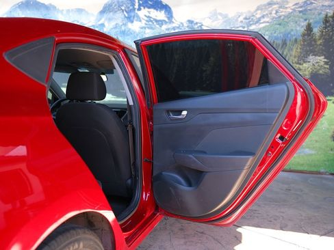 Used 2020 Hyundai Accent SE image 32