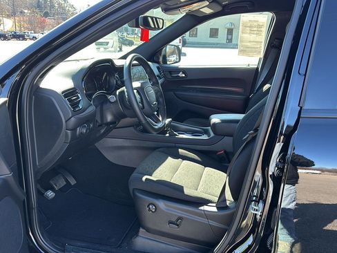 Used 2026 Dodge Durango GT image 9