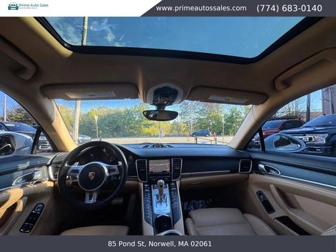 Used 2013 Porsche Panamera 4 Platinum Edition AWD/4WD image 16