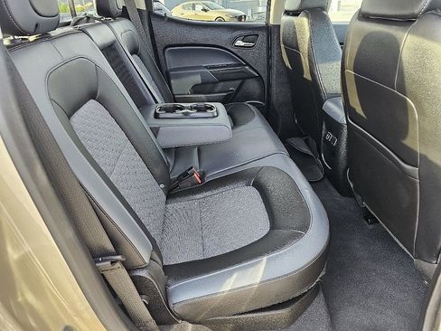 Used 2022 Chevrolet Colorado Z71 w/ Safety Package image 19