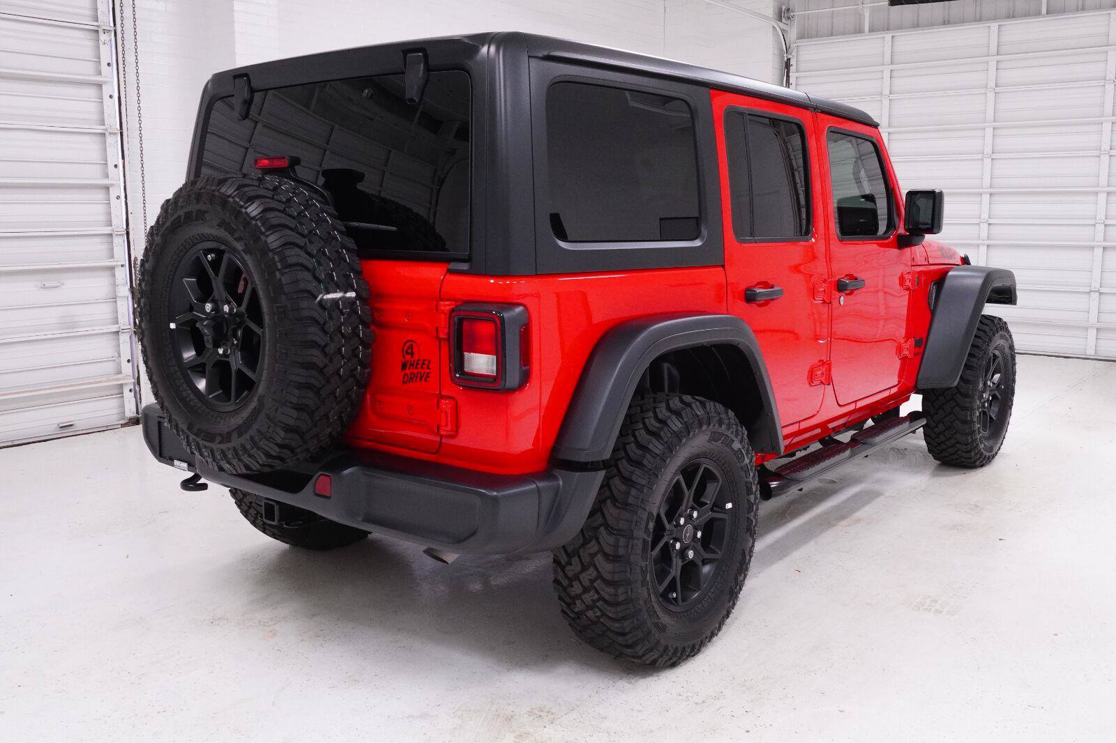 Used 2025 Jeep Wrangler Unlimited Sport AWD/4WD image 27