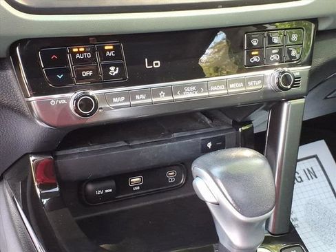 Used 2024 Kia Seltos SX w/ SX Sunroof Package AWD/4WD image 22