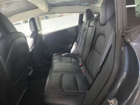 Used 2023 Tesla Model 3 Standard Range RWD image 7