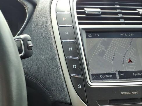 Used 2020 Lincoln Nautilus Reserve AWD/4WD image 9