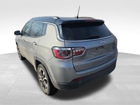 Used 2022 Jeep Compass Limited image 6