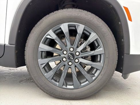 Certified 2023 Chevrolet Traverse RS image 19