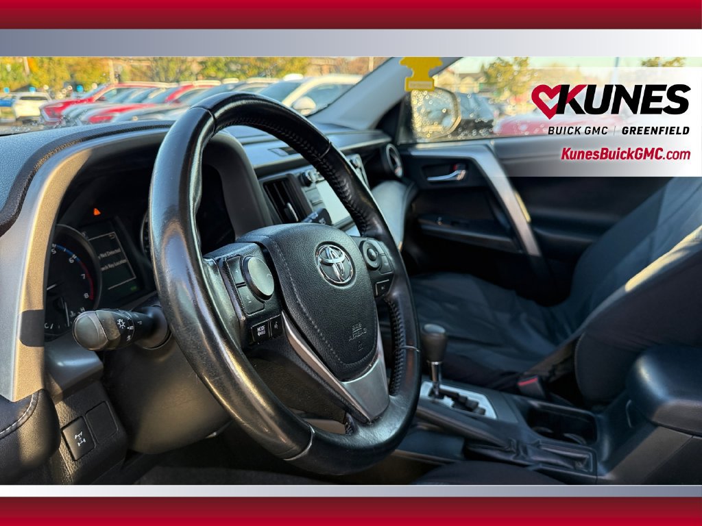 Used 2018 Toyota RAV4 XLE w/ Plus Extra Value Package AWD/4WD image 19