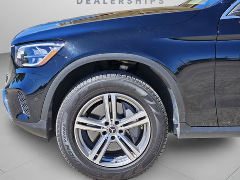 Certified 2022 Mercedes-Benz GLC 300 image 30