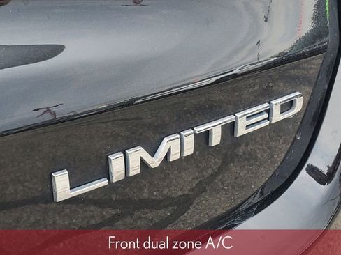 Used 2024 Jeep Compass Limited AWD/4WD image 8