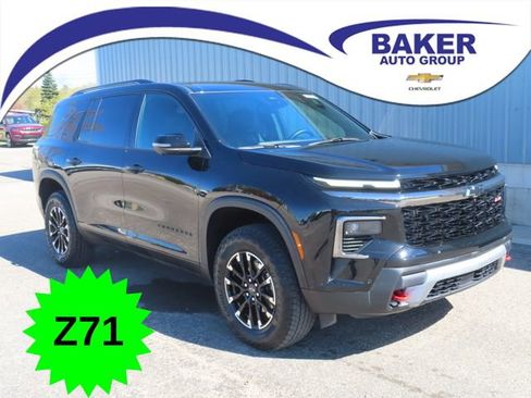Used 2025 Chevrolet Traverse Z71 w/ Enhanced Driving Package AWD/4WD image 1