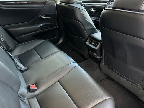 Used 2020 Lexus ES 350 w/ Premium Package FWD image 30