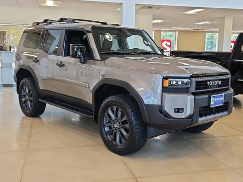 New 2027 Toyota Land Cruiser AWD/4WD image 2