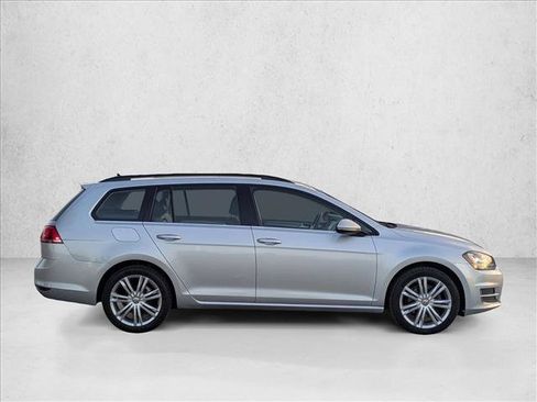 Used 2015 Volkswagen Golf TDI SE w/ Lighting Package FWD image 4