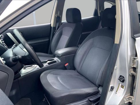 Used 2013 Nissan Rogue S FWD image 7