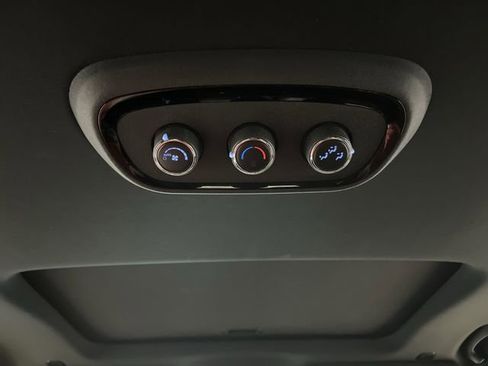 Used 2025 Dodge Durango R/T image 37