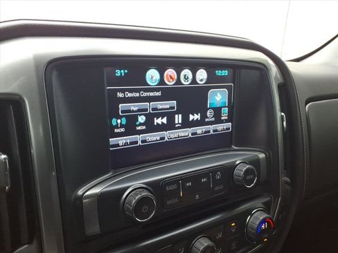 Used 2017 Chevrolet Silverado 1500 LTZ image 17