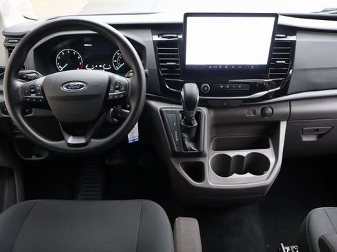 Used 2023 Ford Transit 350 XLT image 6