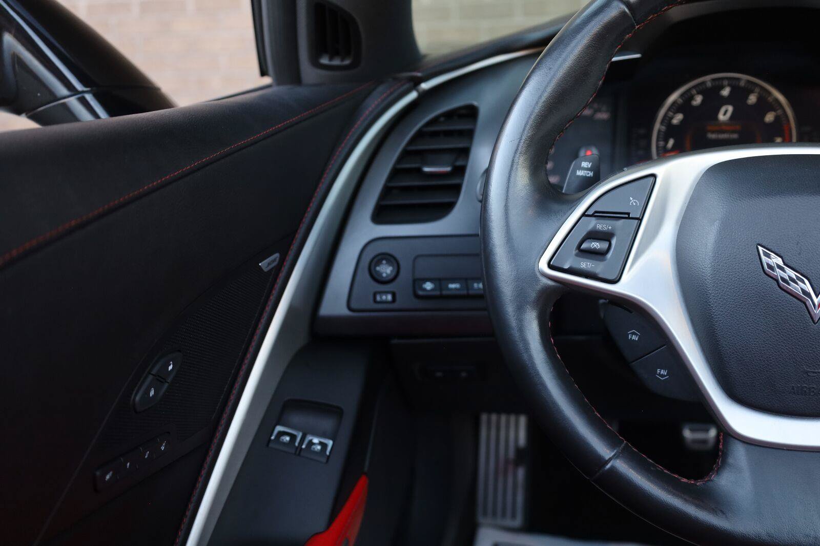 Used 2014 Chevrolet Corvette Stingray Convertible w/ 2LT Preferred Equipment Group RWD image 37