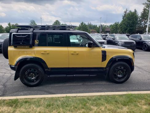 New 2026 Land Rover Defender 110 AWD/4WD image 4