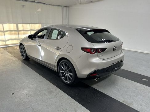 Used 2025 MAZDA MAZDA3 s FWD image 7