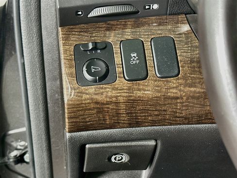 Used 2010 Acura MDX AWD/4WD image 17