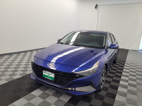 Used 2023 Hyundai Elantra Limited FWD image 15