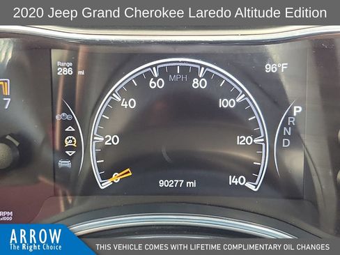 Used 2020 Jeep Grand Cherokee Altitude AWD/4WD image 26